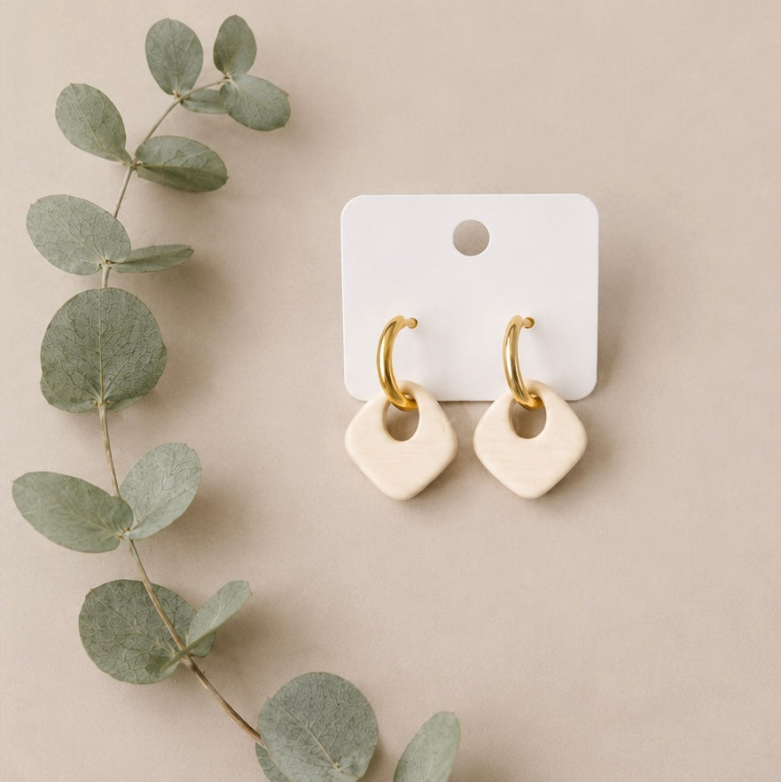 Ohrringe beige gold